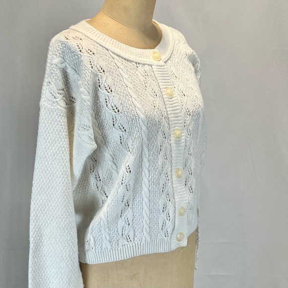 VINTAGE Classic cable knit sweater cardigan button front white 80s basic staple - Picture 4 of 10